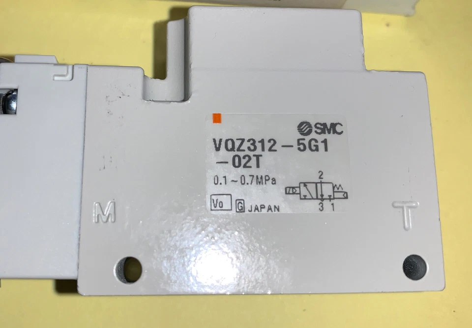 SMC VQZ312-5G1-02T / VQZ3125G102T (TOTALMENTE NUEVO) Foto 3 de 4