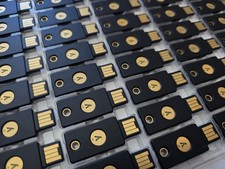 Yubico YubiKey 5C NFC Security Key Interface - USBA, USBC, Lightning