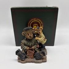 BOYDS BEARSTONE FIGURINE - FRANKIE  IGOR...MINOR ADJUSTMENTS 71007