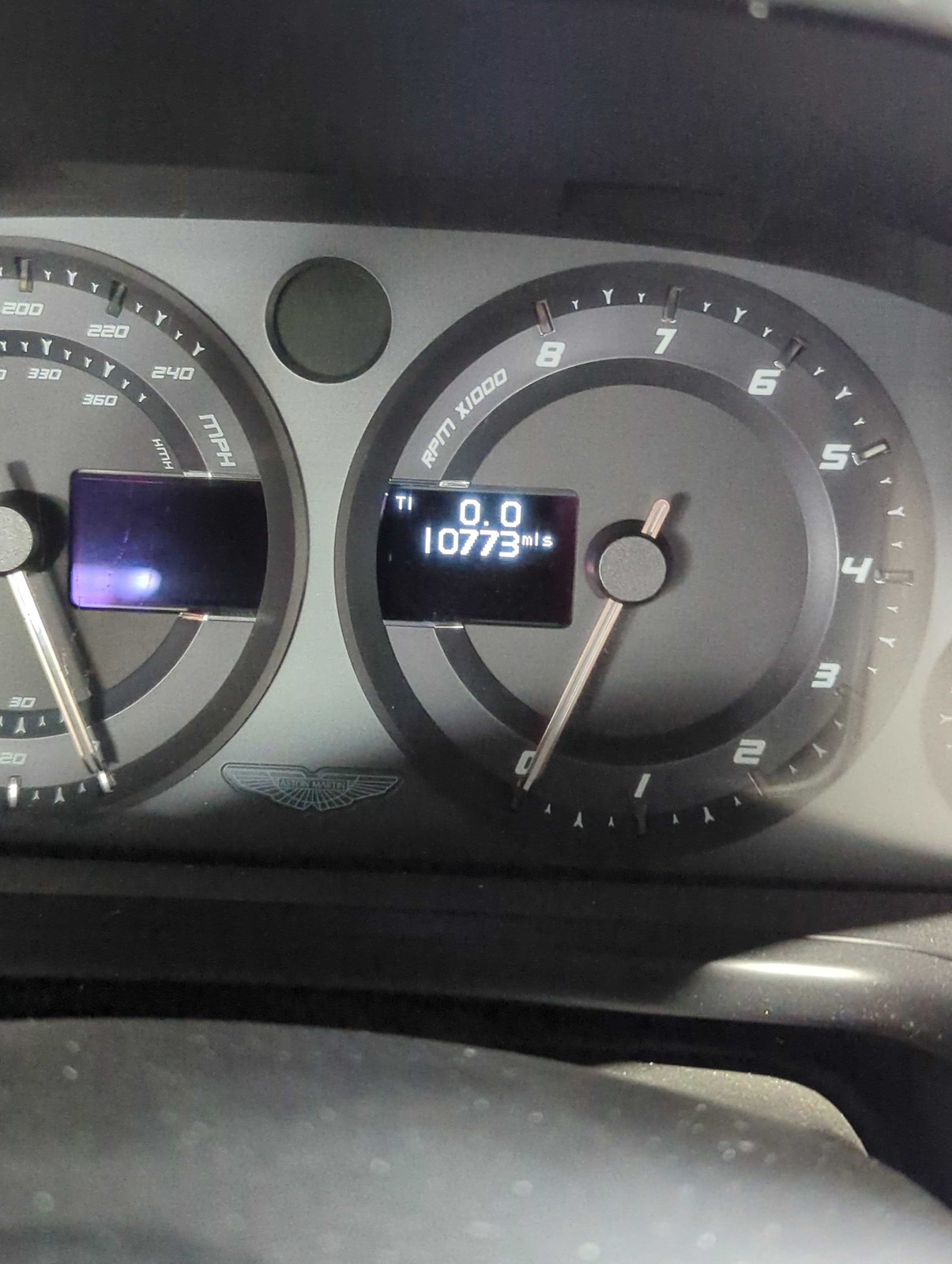 Aston Martin Vanquish 2012-2018 Instrument cluster P/N DD3310849CA