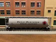 Atlas HO 1953-4 Great Northern ACF 6 Bay Cylindrical Hopper 171029 in HO
