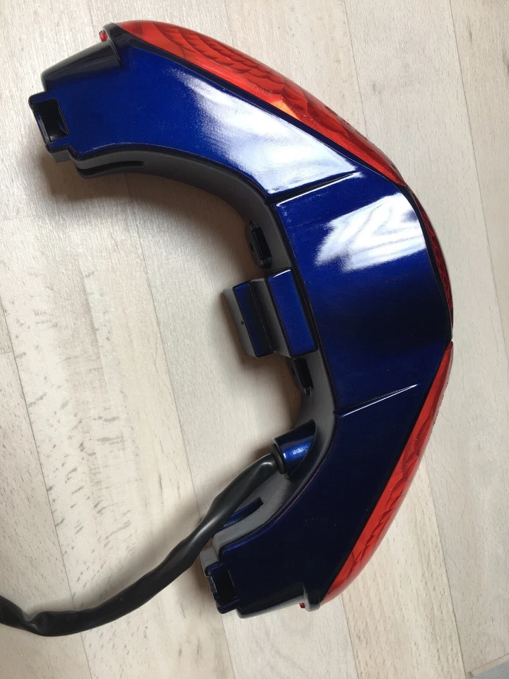 Aprilia 8224446 feu arrière complet bleue scarabeo 50 100 cm3 - Photo 2/4