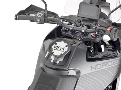 HUSQVARNA NORDEN 901 (22) MINI TANK BAG GIVI XS319 Tanklock + BF68