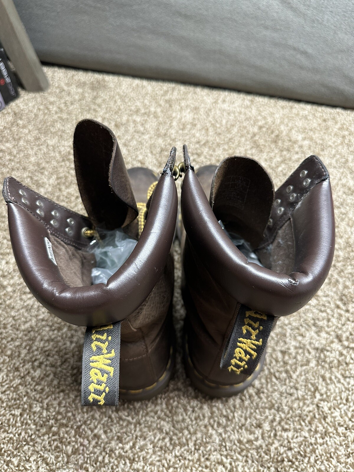 SAOLA Doc Martens Stivali Uomo Pelle Marrone PADTEN Airwair Rimbalzanti Dr Sole Taglia 11