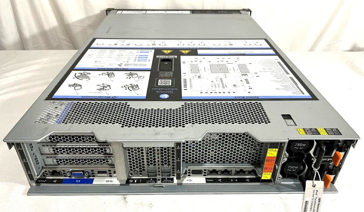 Lenovo X3650 M5 16-Bay 2.5 Lenovo X3650 M5 16-Bay 2.5
