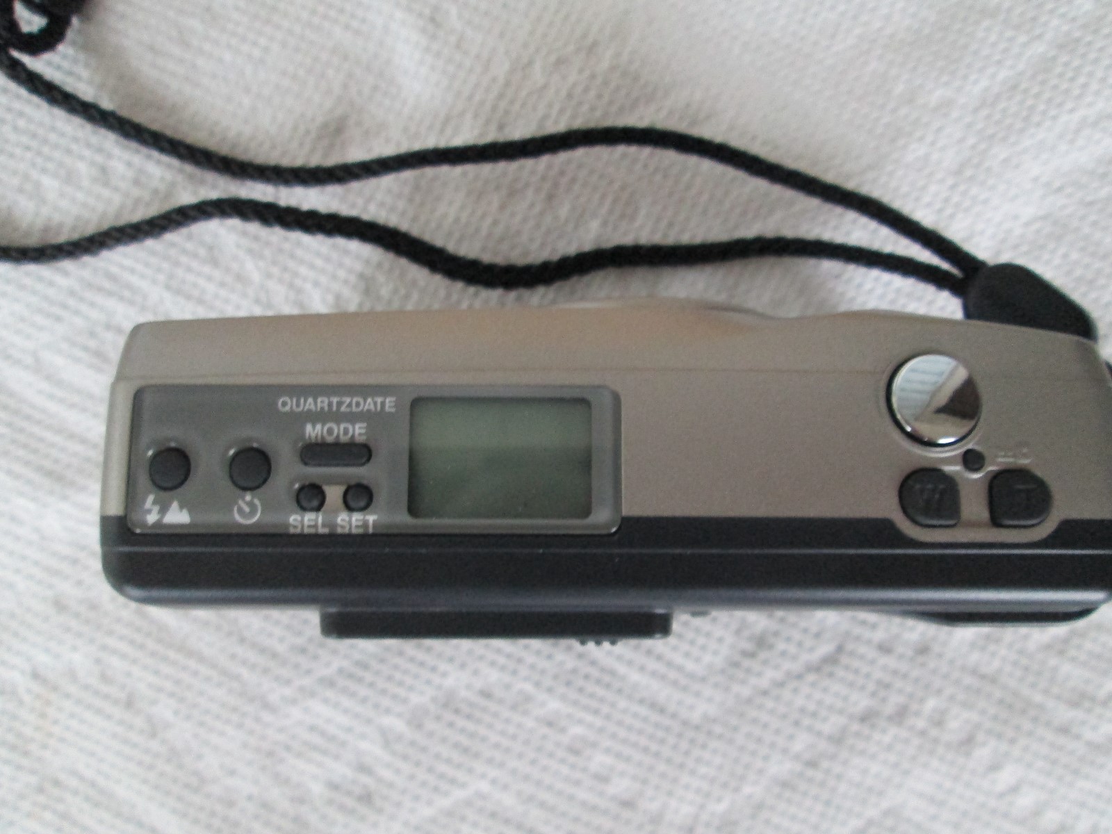 Vintage Camera Collectable Olympus Newpic Zoom 600 Camera.>+INSTRUCTION