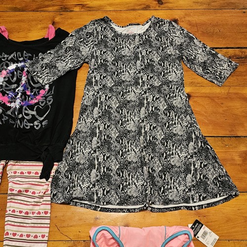Lot of 8 Girls Clothes Size 10 and 10/12 Multi Brand Jacket Dresses TShirt Top - Picture 8 of 10