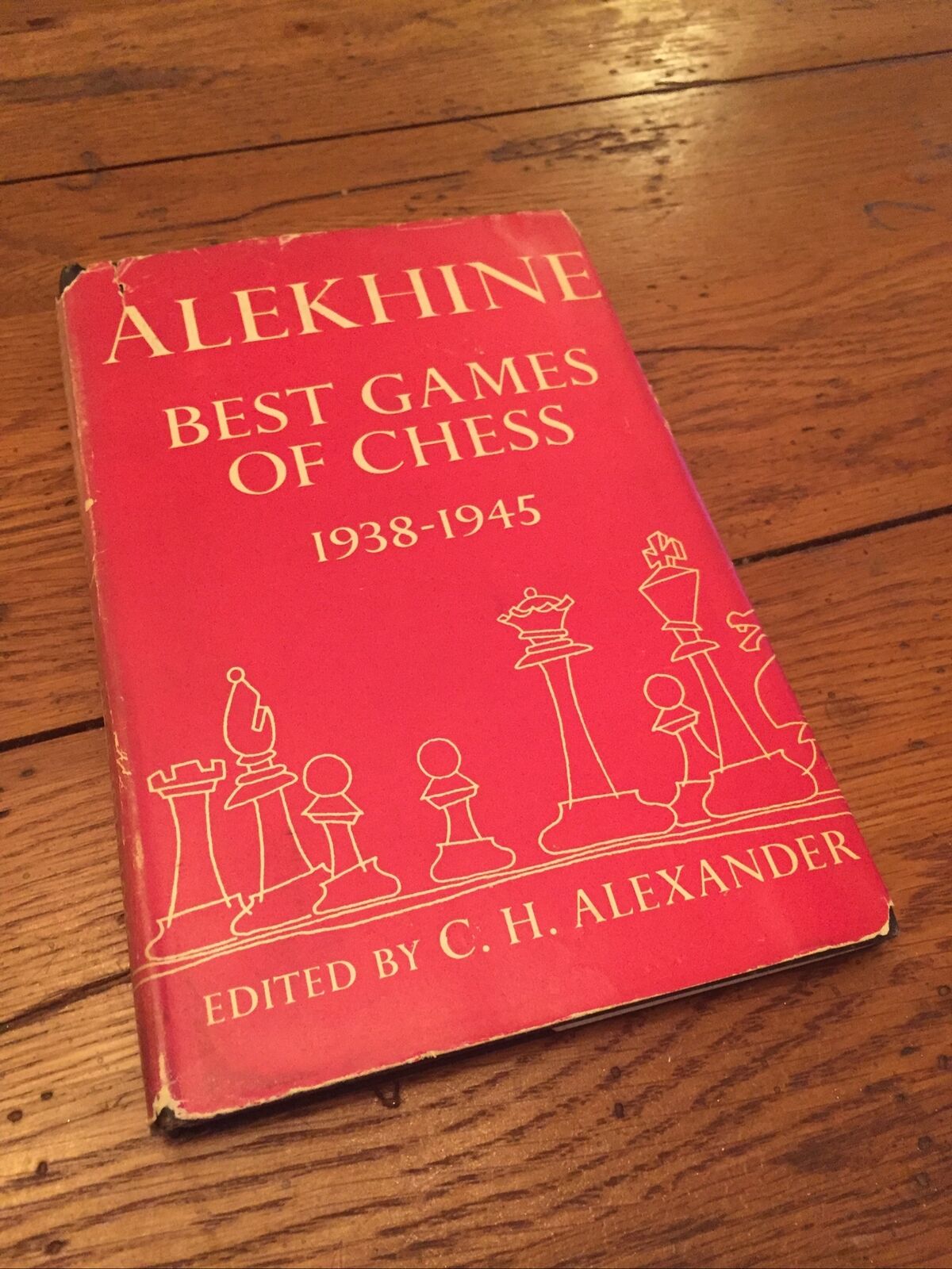 Alekhine's Best Games of Chess 1938 - 1945 by Alekhine, Alexander Hardback  1950