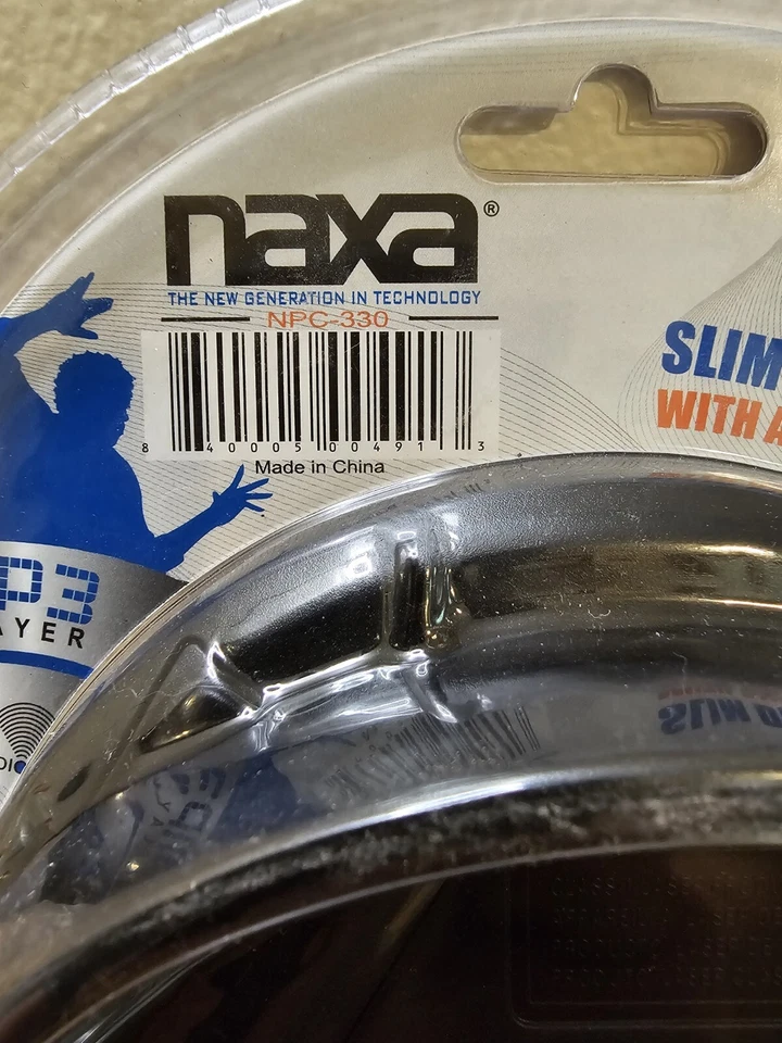 Naxa NPC330 Slim Personal CD/MP3 Player with FM Radio - Image 3 of 3