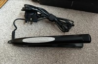 Gorgeous Straighteners - Black with Diamantés 