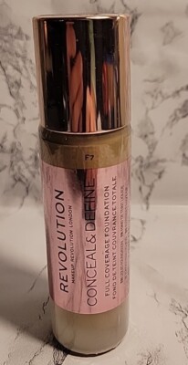 MAKEUP REVOLUTION LONDON CONCEAL&DEFINE Full Coverage Foundation F7 NEW& SEALED