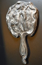 Secesyjne lustro ręczne z kobietą i kwiatami, secesyjne