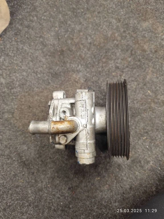 Audi TT Mk1 2002 Power Steering Pump 7D0422155 Petrol 132kW KKE6124 - Image 4 of 4