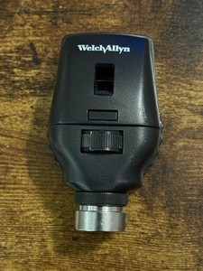 Welch Allyn 11710 3.5V Halogen Standard Ophthalmoscope