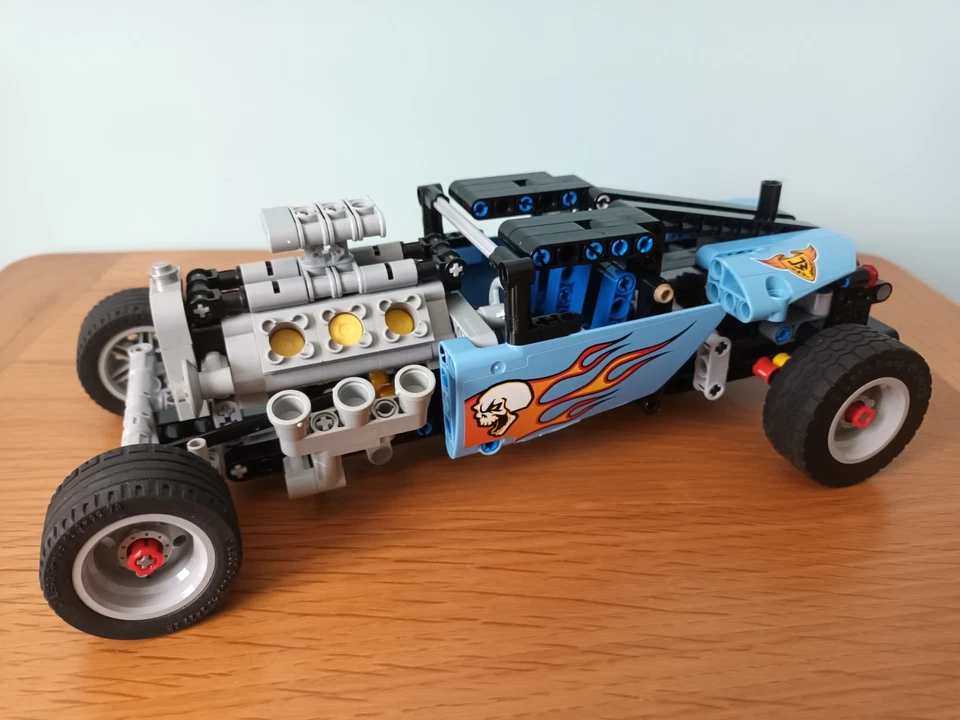 LEGO Technic 42022 Hot Rod, photo 2 of 5