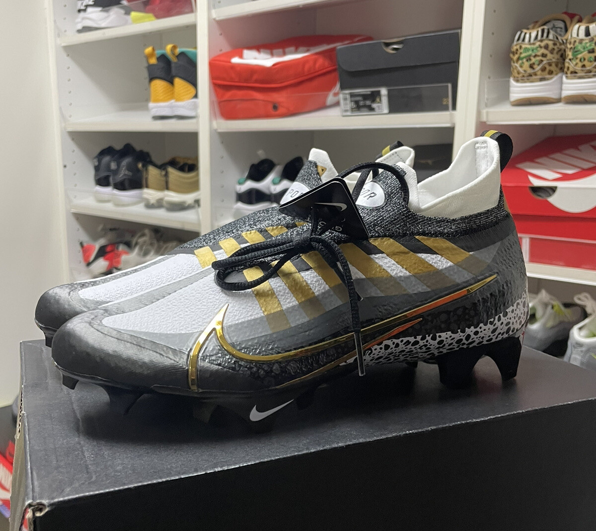 nike football cleats white and gold