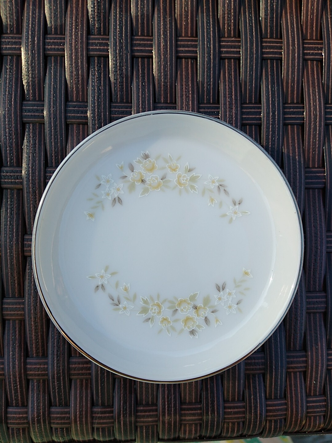 Lady Carolyn Fine China of Japan Coaster Yellow & White Floral Gray