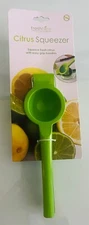 NEW Fresh Fare by Evriholder Handheld Lemon and Lime Citrus Squeezer Green