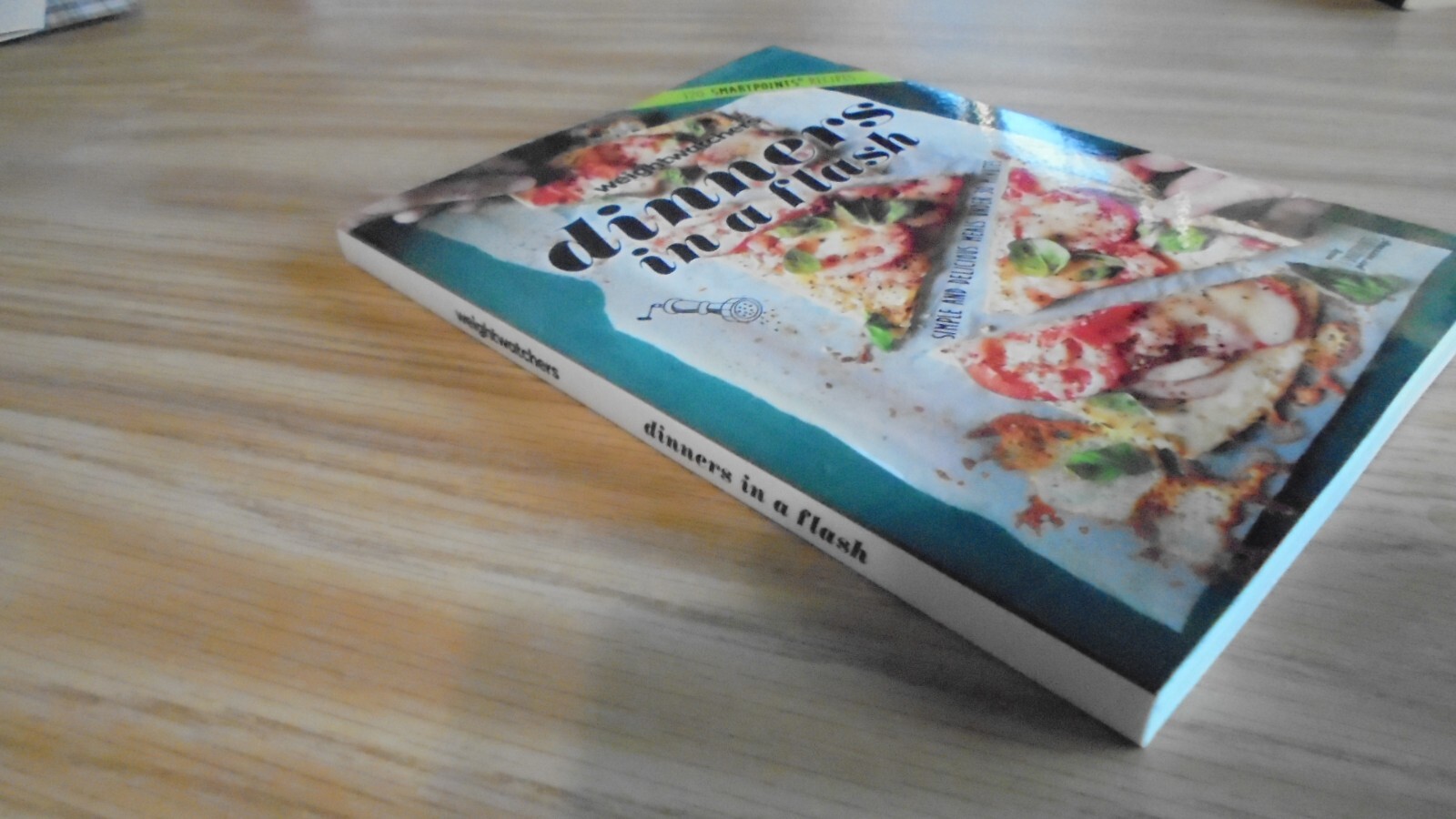 Weights Watchers' Fast and Fabulous Cook book : 250 Delicious Recipes   pbk