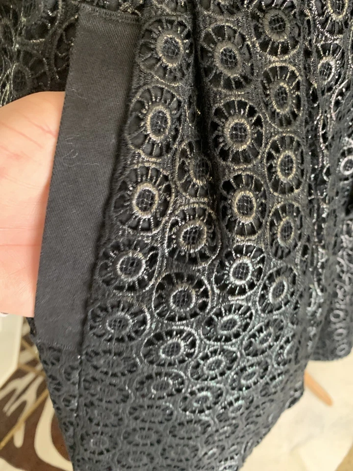 Pantalones Cortos Catherine Malandrino 0 Negros Cintura Alta Encaje Ojales Usados Metálicos Foto 4 de 4