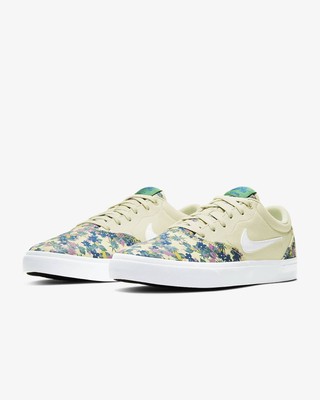 nike sb charge premium