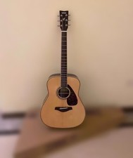 Chitarra acustica Yamaha