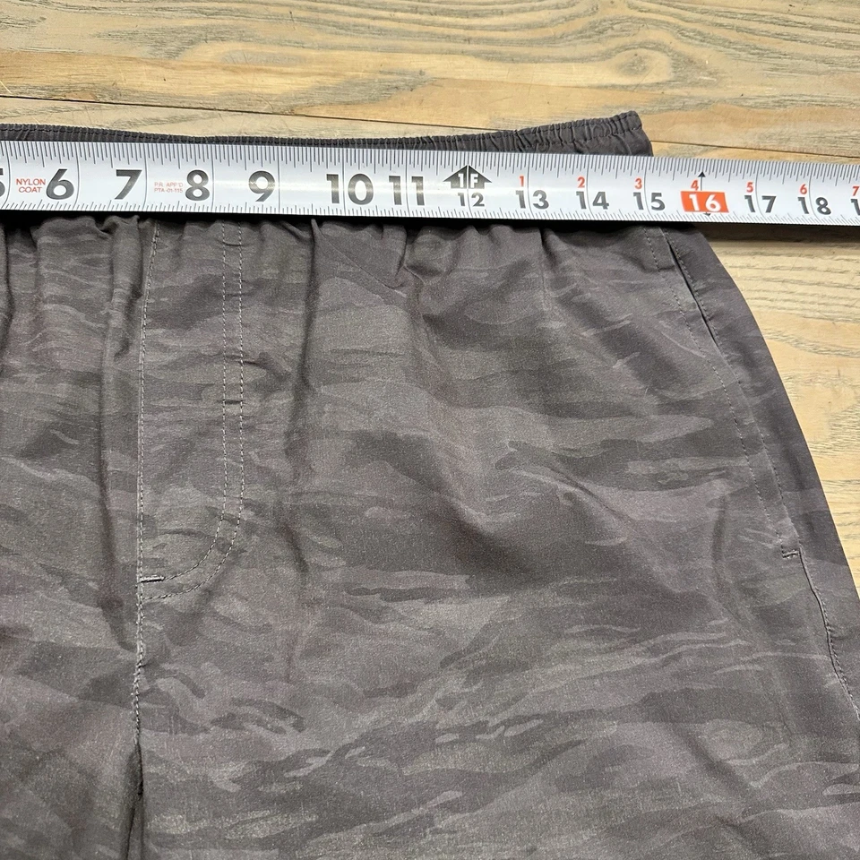 Chubbies Everywhere Performance Shorts Men's L w/ 7” Inseam Gray Camo Lined - Image 4 of 4