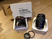 Canon Macro Lens 100mm f/2.8 EF Ultrasonic USM