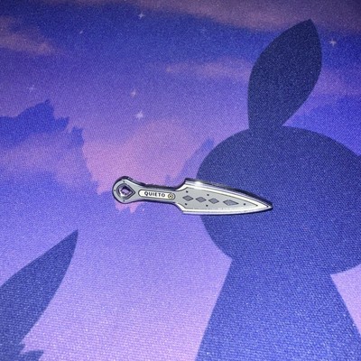 Official Apex Legends Wraith Heirloom pin RARE