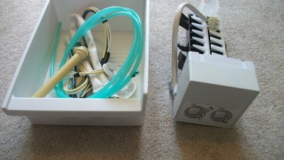 Servo Automatic Ice Maker   P/N 241642503 - Refrigerator