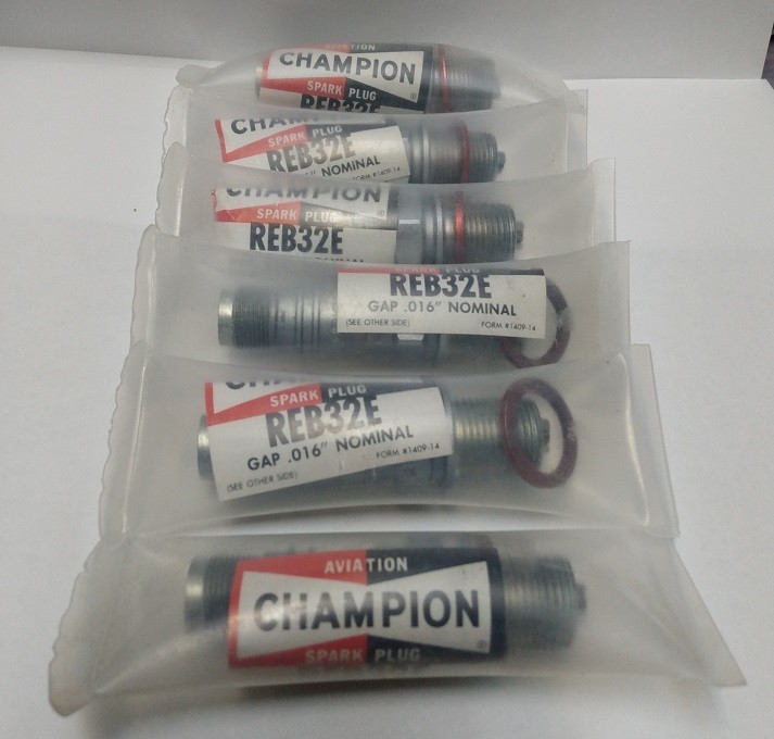 Champion 1 REB32E Aviation Spark Plug NEW SEALED NOS GAP .014 FAST SHIP