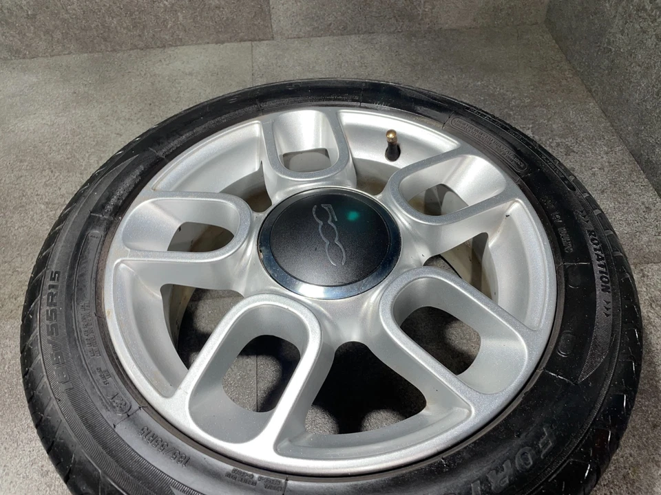 Alufelge Reifen 185x55 R15 6Jx15H2 51791160 Fiat 500 312 - Bild 2 von 4