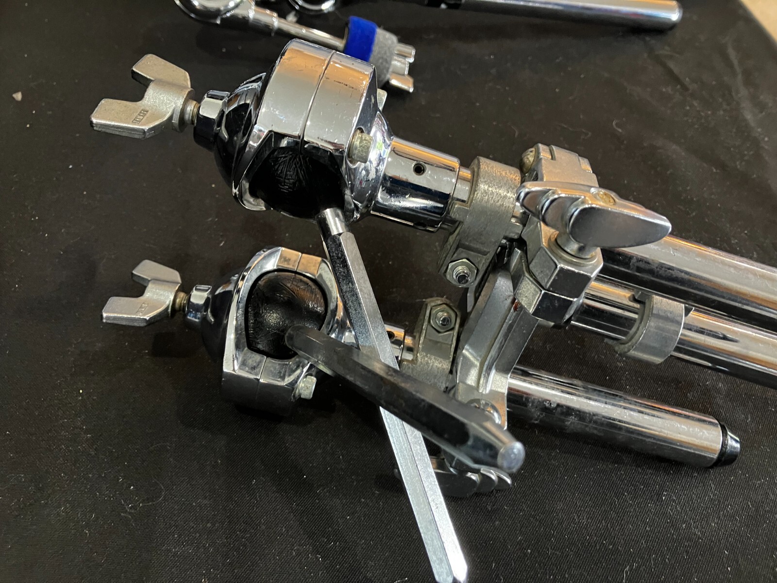 Yamaha Double Tom DRUM Holder With Post For Bass Drum No Rust or