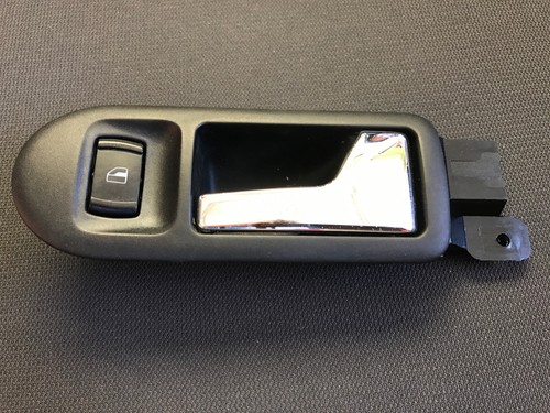VW Golf IV  Griff innen Türöffner mit Fensterheberschalter 3B1837114