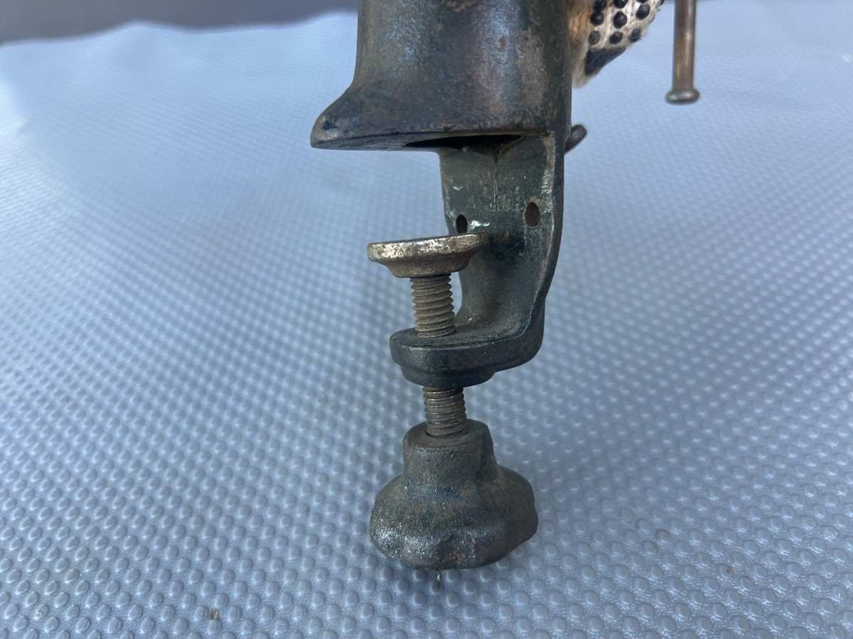 Rare Vintage Rotating Double Jaws Clamp On Bench Vise Gunsmith