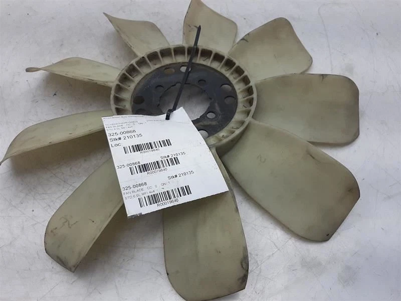 Hoja de ventilador 00-13 Chevrolet Suburban 2500 15017911 Foto 2 de 4