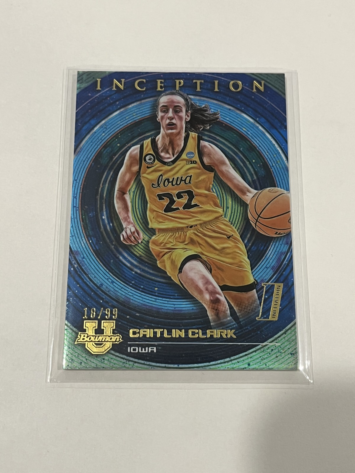 2022-23 Bowman Inception University - Caitlin Clark #68 Blue Foil V2 18/99 (RC)