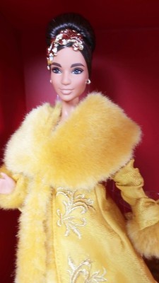 Guo Pei The Yellow Queen BARBIE DOLL Yellow MET GALA Gown 2022 PLATINUM MATTEL