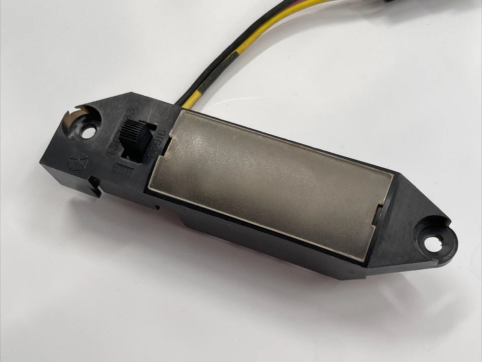 Luz de mapa de tablero para camioneta Dodge Ram 81-93 84 85 86 87 88 89 92 Ramcharger D150 *FUNCIONA Foto 2 de 4