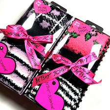 NWT BETSEY JOHNSON Plush Cozy Socks Gift Box Set 6 Pairs Hearts Pink Stripes
