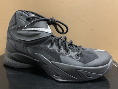 lebron shoes size 8 mens