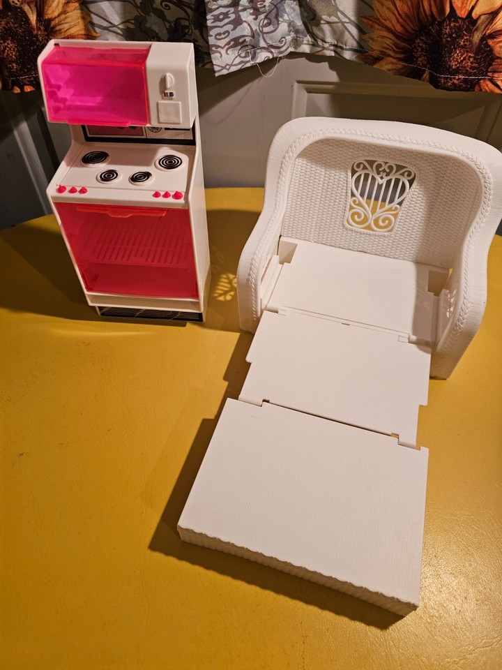 Vintage LOT Barbie FURNITURE 80's FoldOut WICKER Sofa PINK Oven STOVE
