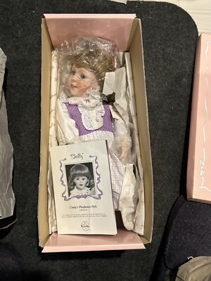Porcelain Doll By Edwin Knowles ''Shelly '' Yolanda's Picture Perfect Babies 1987