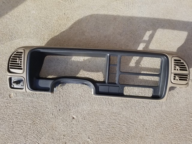 19951998 chevy gmc silverado sierra tan dash trim bezel OEM 96 97