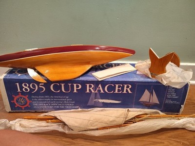 Unique Concepts 1895 Cup Racer Defender Model Ship Kit 1:42 - AS-IS