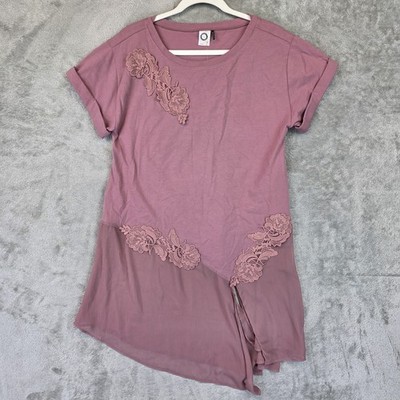 Akemi + Kin Shirt Womens Small Mauve Asymmetrical Floral Lace Hem Tunic Top