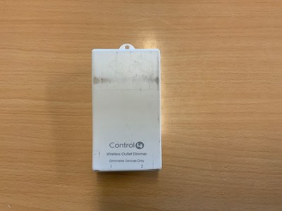 Control 4 Wireless Outlet Dimmer White LOZ-5D1-WH