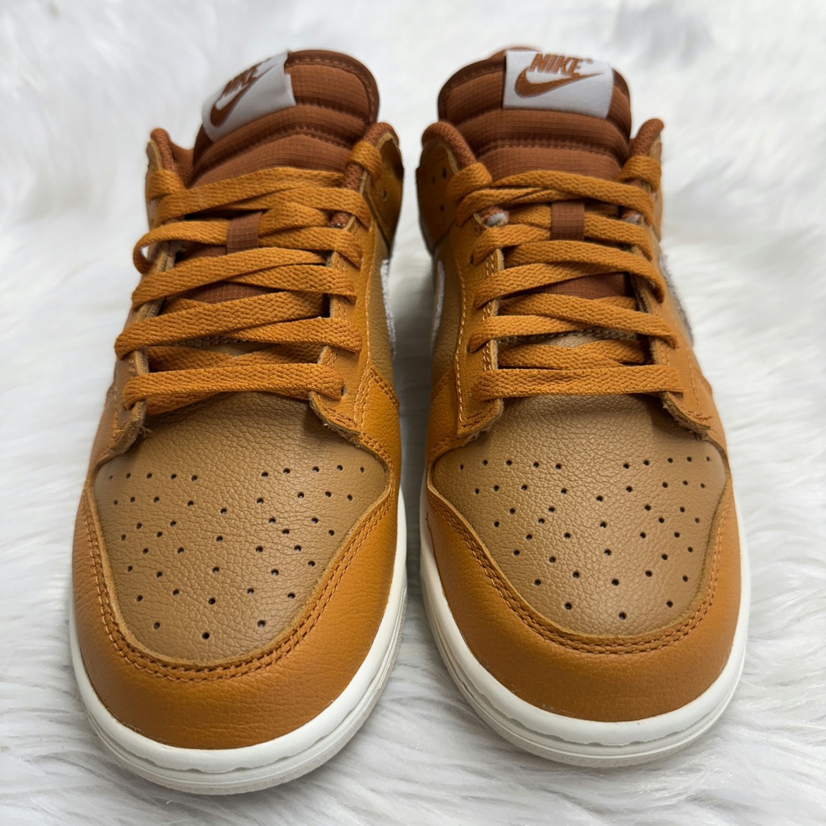 Nike Dunk Low Retro SE Monarch Mens HJ9121-815 NEW Multi Sz Nike Dunk Low Retro SE Monarch Orewood Brown Flax White  main image 2