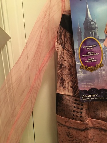 Girls Disney Descendants 3 Audrey Costume Size L(10-12) Bodysuit Detachable Cape - Picture 7 of 12