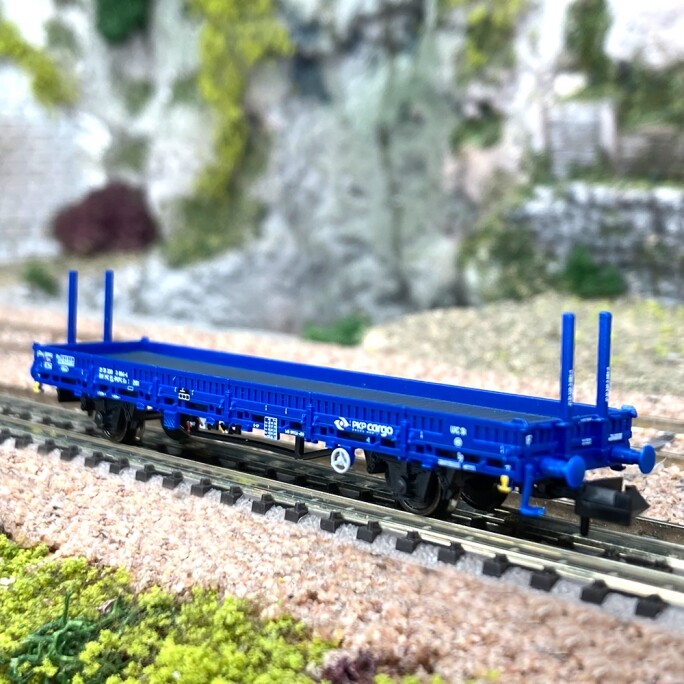 Wagon plat PKP Fleischmann 825747 wagon miniature N 1/160 à ranchers amovibles pour modélisme ferroviaire